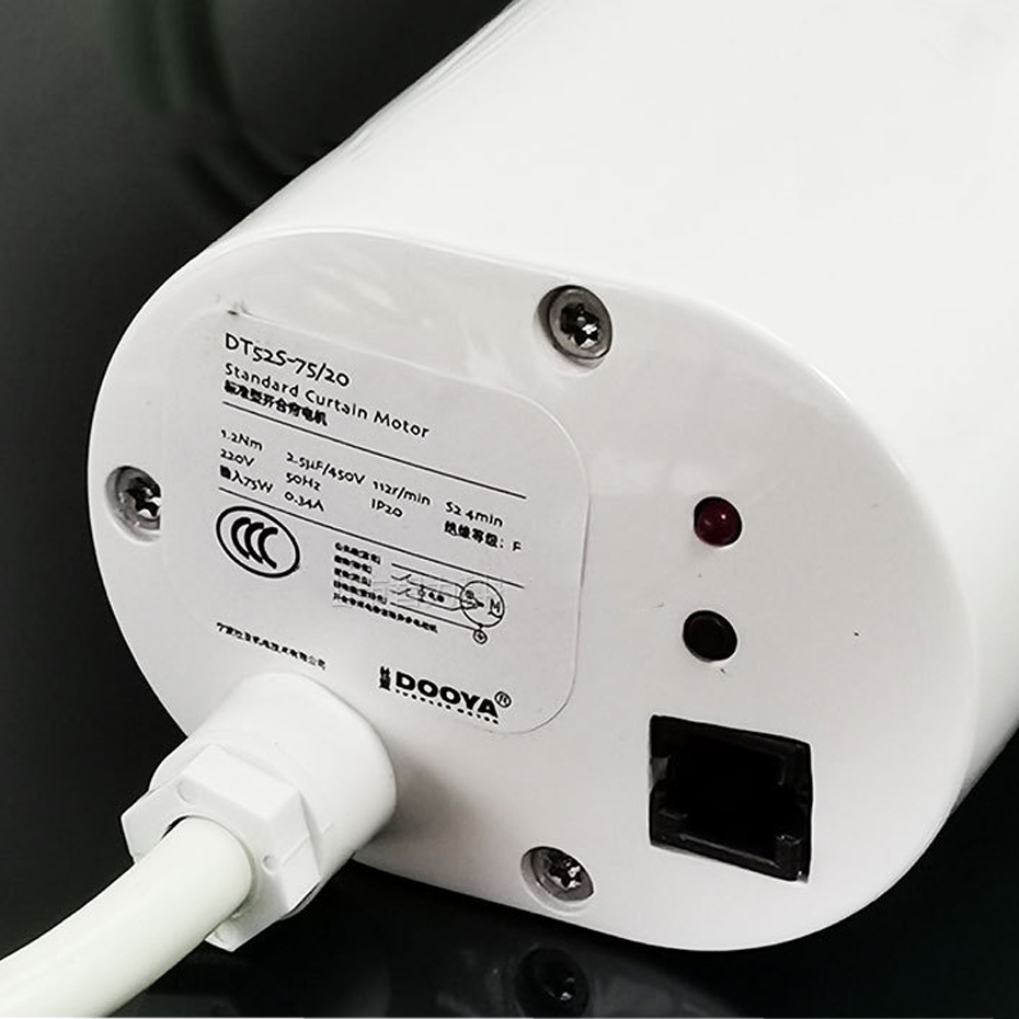 Dooya DT52S 75W Electric Curta - đánh giá và giá Smart Home Fibaro